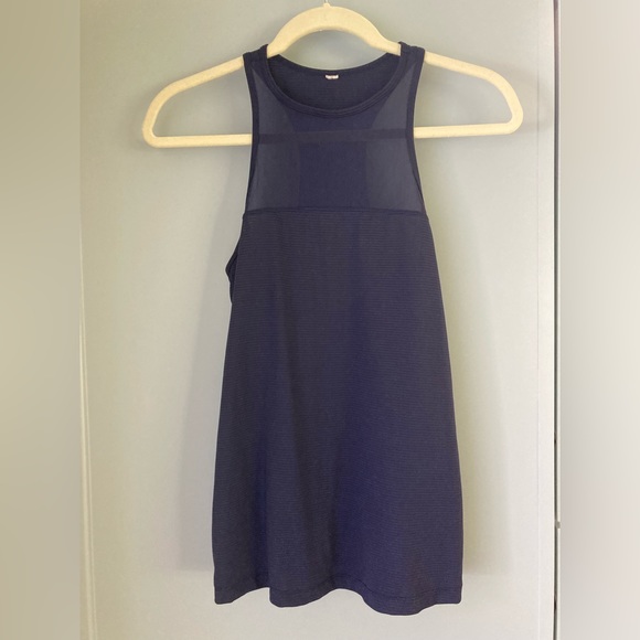 Lorna Jane navy blue racerback tank size medium - Picture 2 of 4